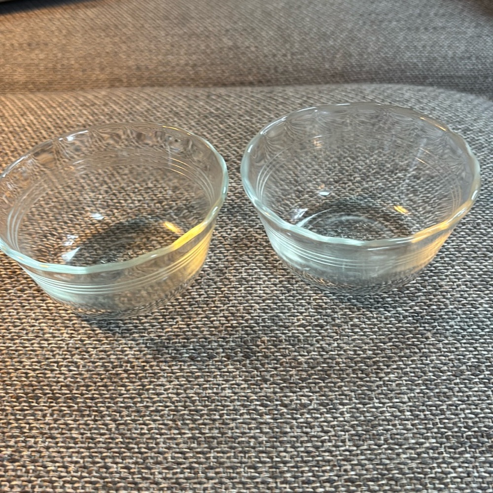 Vintage Pyrex clear glass Custard Cups  scalloped edges model #463